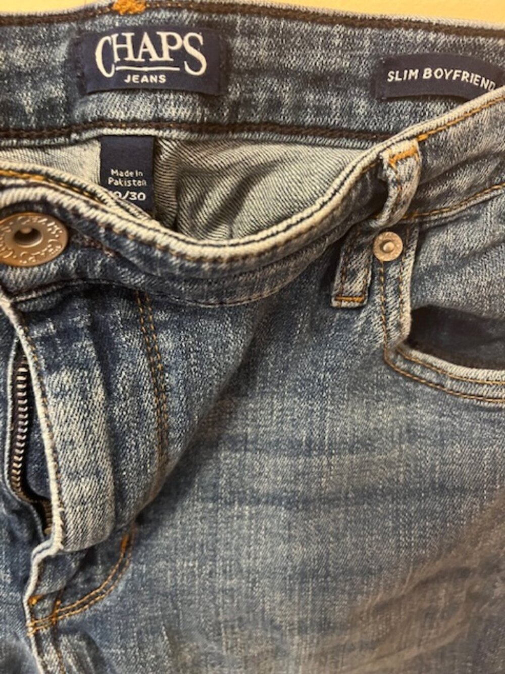 CHAPS Boyfriend Jeans 10/30